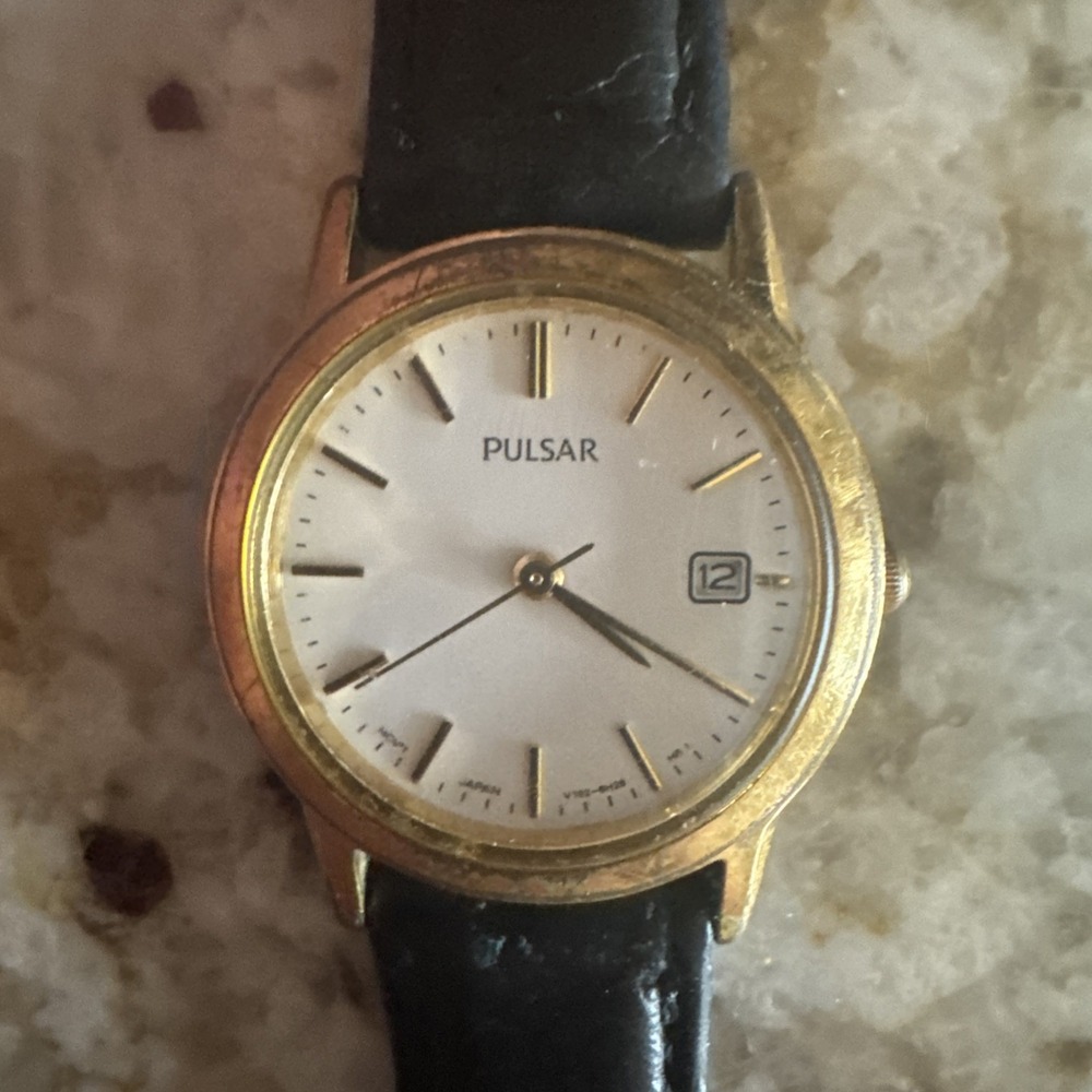 Vintage Pulsar Womens Watch Gold Tone Stainless Black Leather Band Quartz